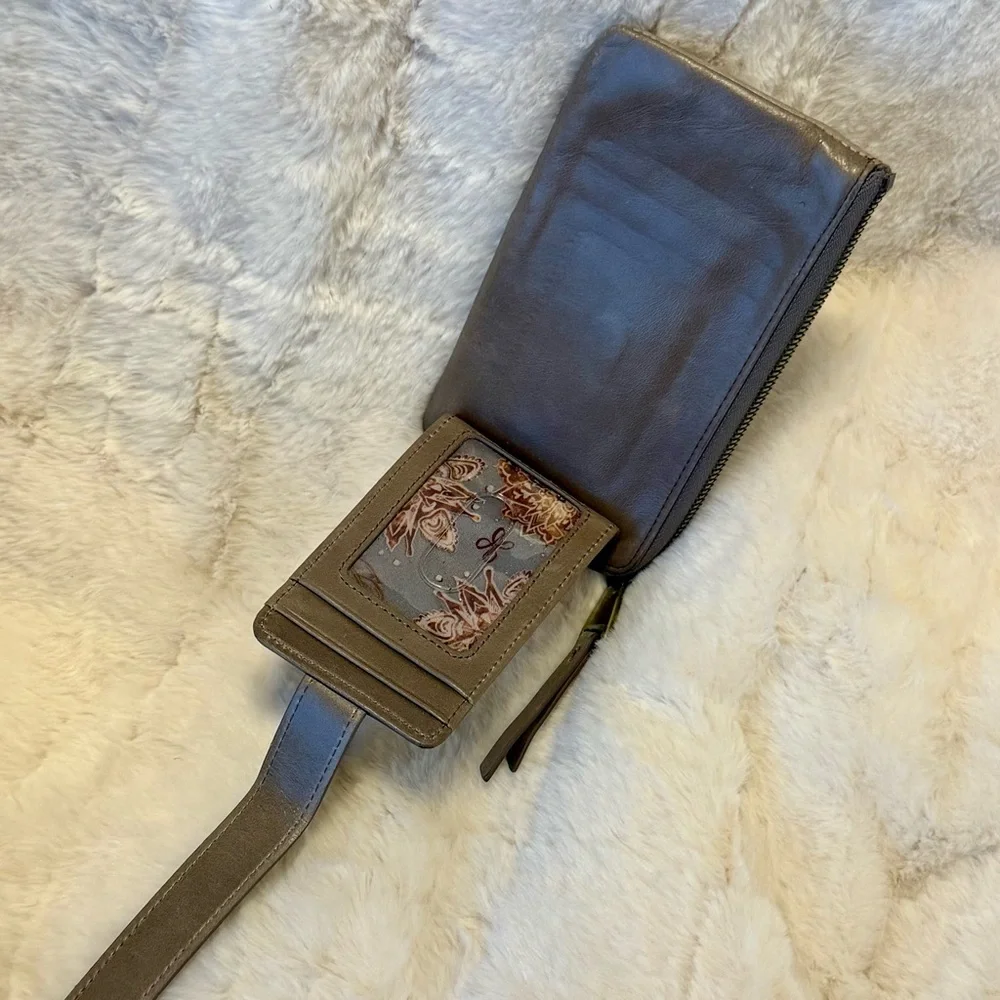 HOBO Flash Wallet Taupe Mushroom